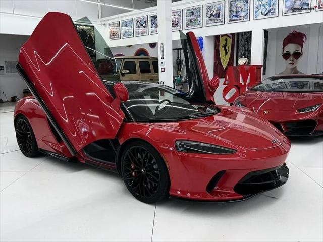 2023 McLaren GT Base