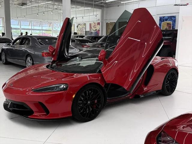 2023 McLaren GT Base