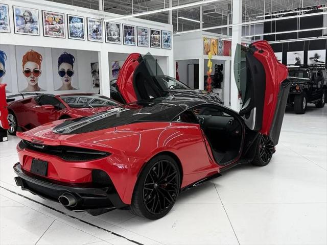 2023 McLaren GT Base
