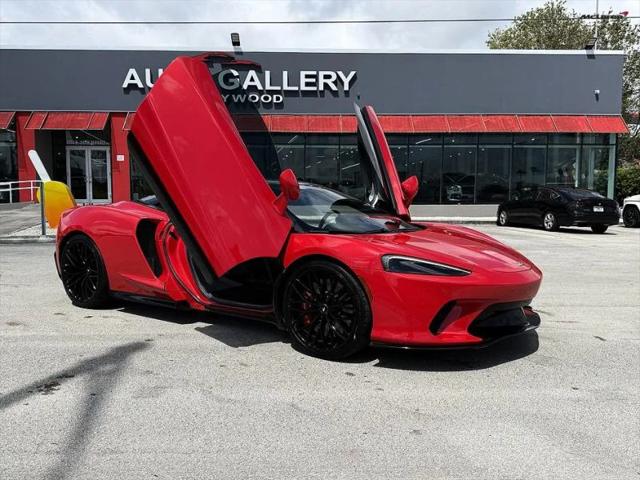 2023 McLaren GT Base