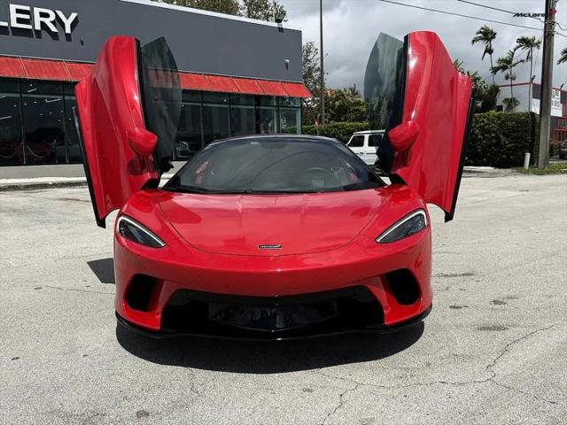 2023 McLaren GT Base