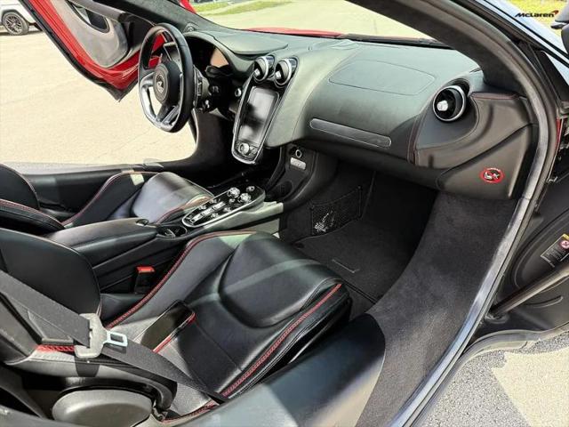 2023 McLaren GT Base