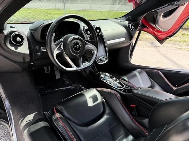 2023 McLaren GT Base