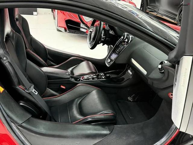 2023 McLaren GT Base