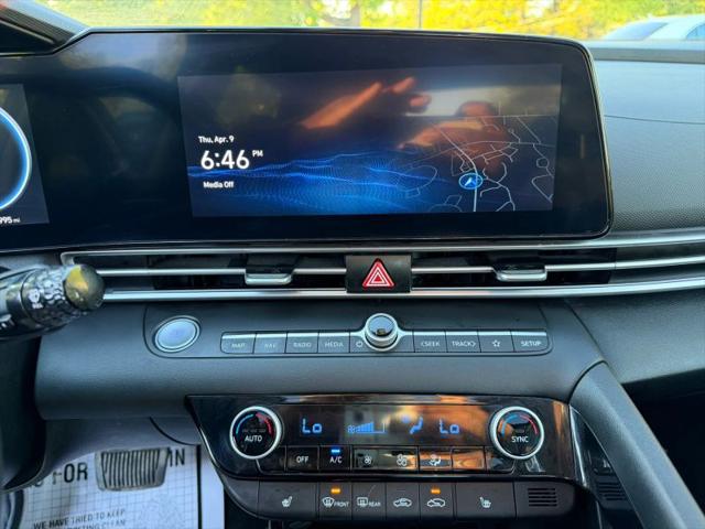 2025 Hyundai Elantra SEL Convenience
