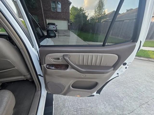 2004 Toyota Sequoia Limited V8