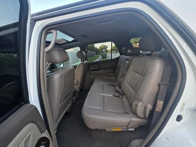 2004 Toyota Sequoia Limited V8