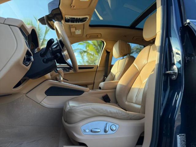 2016 Porsche Macan S