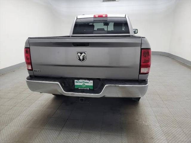 2019 Ram 1500 Classic SLT Crew Cab 4x2 6'4" Box
