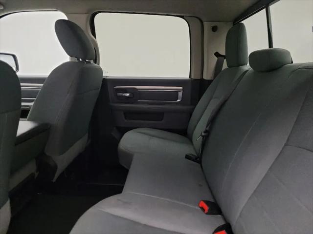 2019 Ram 1500 Classic SLT Crew Cab 4x2 6'4" Box
