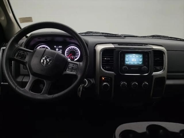 2019 Ram 1500 Classic SLT Crew Cab 4x2 6'4" Box