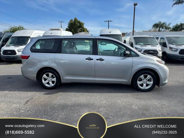 2017 Toyota Sienna L 7 Passenger