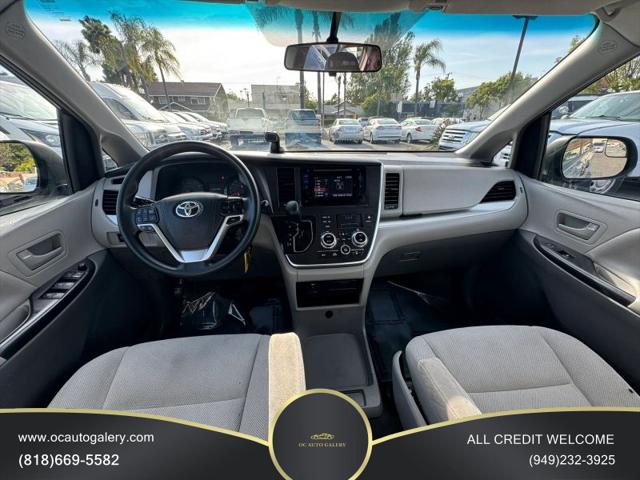 2017 Toyota Sienna L 7 Passenger