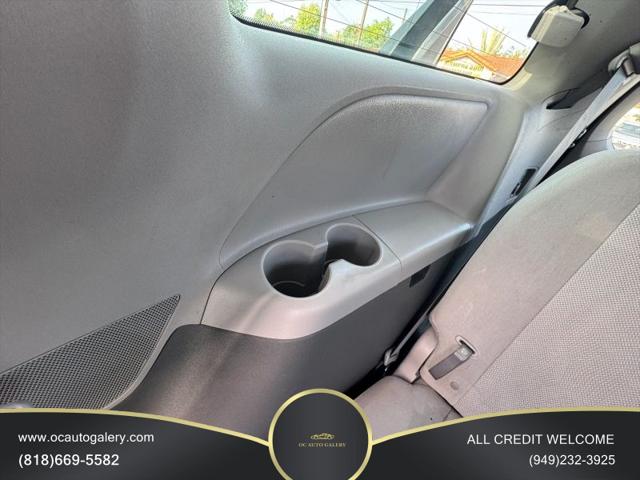 2017 Toyota Sienna L 7 Passenger