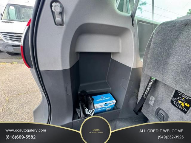 2017 Toyota Sienna L 7 Passenger