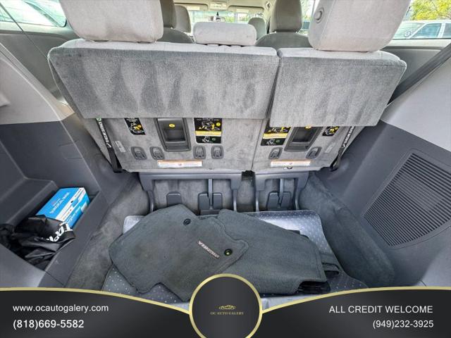 2017 Toyota Sienna L 7 Passenger