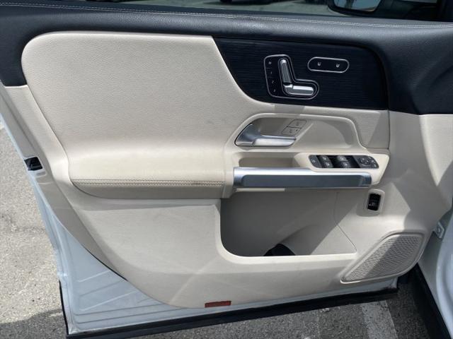 2023 Mercedes-Benz GLB 250