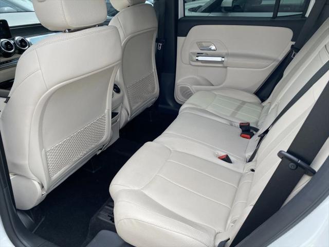 2023 Mercedes-Benz GLB 250