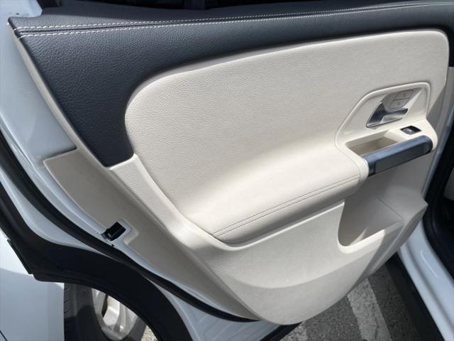 2023 Mercedes-Benz GLB 250