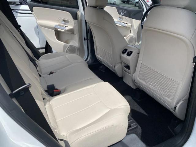 2023 Mercedes-Benz GLB 250