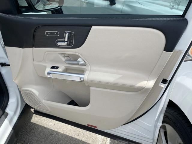 2023 Mercedes-Benz GLB 250