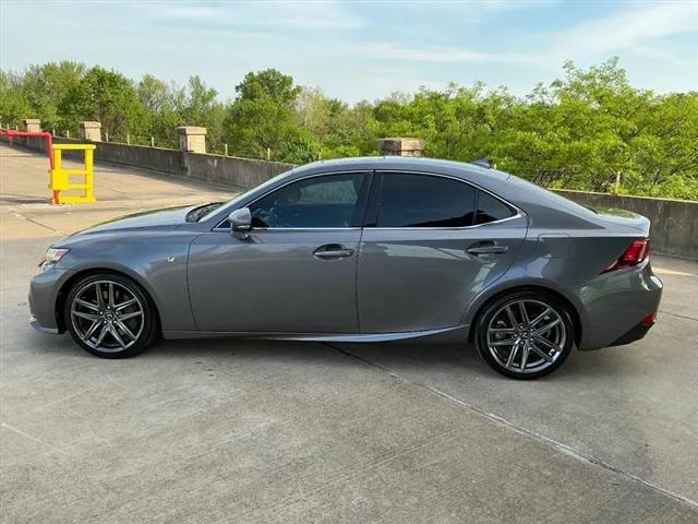 2016 Lexus IS 200t 200t