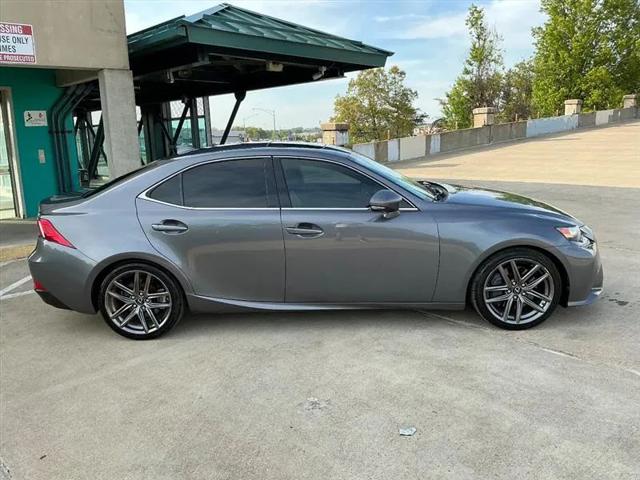 2016 Lexus IS 200t 200t