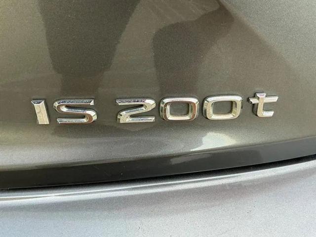2016 Lexus IS 200t 200t