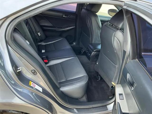2016 Lexus IS 200t 200t