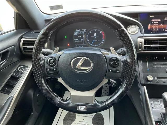 2016 Lexus IS 200t 200t