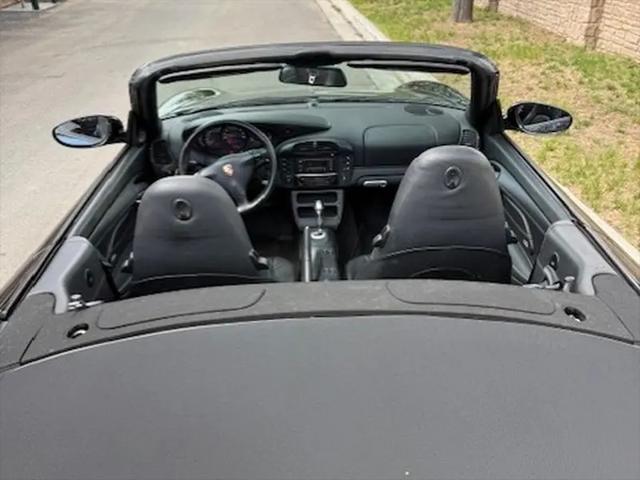 2002 Porsche 911 Carrera 4