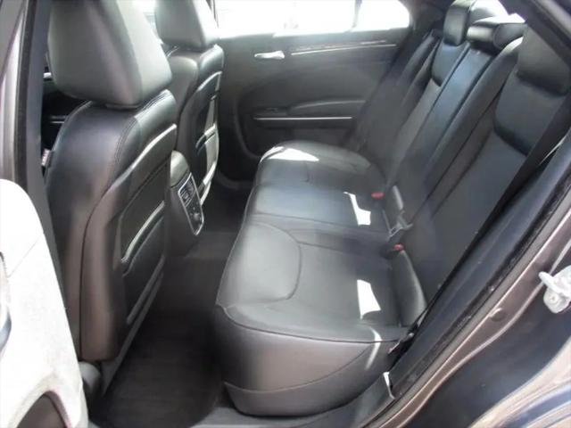 2014 Chrysler 300 AWD