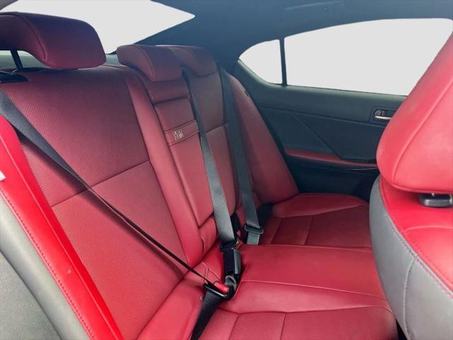 2025 Lexus IS 350 F SPORT Design
