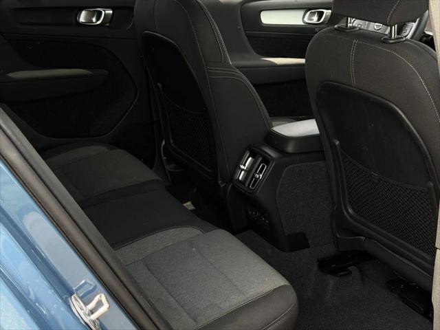 2024 Volvo XC40 Core