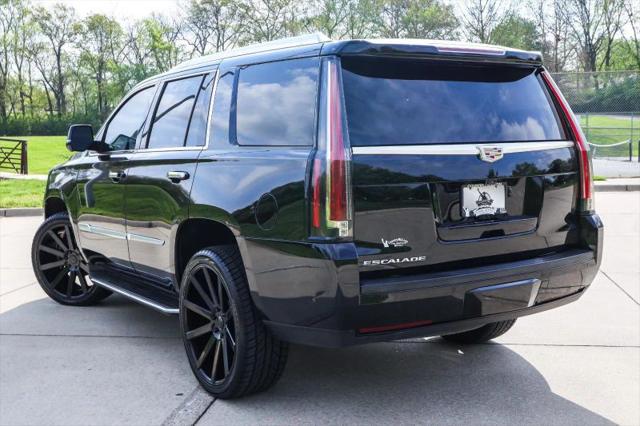 2018 Cadillac Escalade Luxury