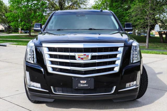 2018 Cadillac Escalade Luxury