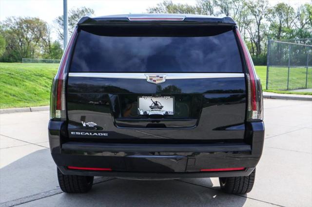 2018 Cadillac Escalade Luxury
