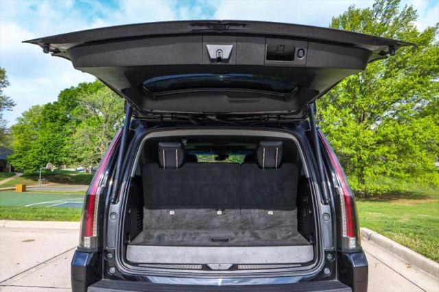 2018 Cadillac Escalade Luxury