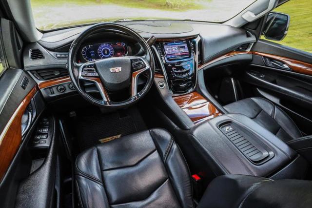 2018 Cadillac Escalade Luxury