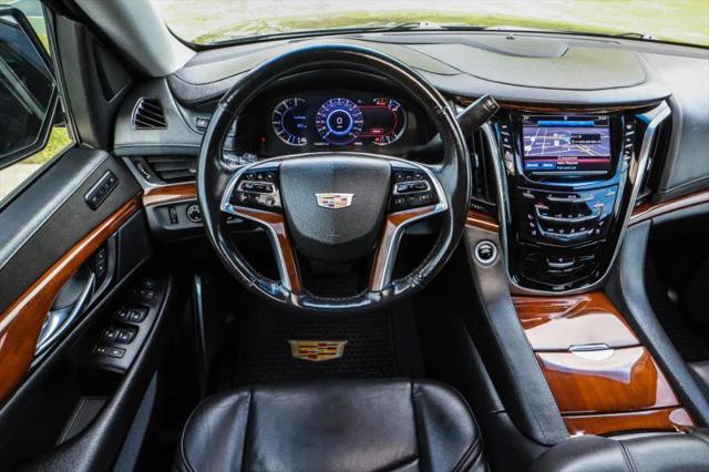 2018 Cadillac Escalade Luxury