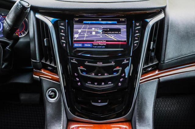 2018 Cadillac Escalade Luxury