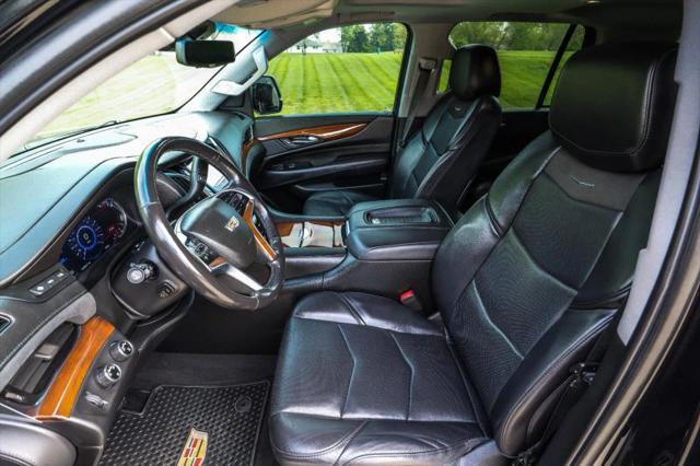 2018 Cadillac Escalade Luxury
