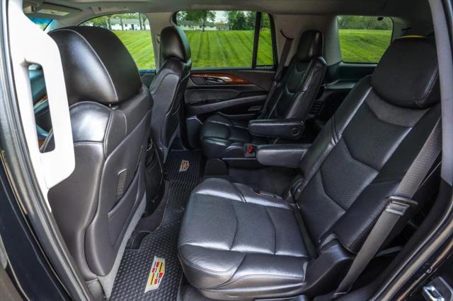 2018 Cadillac Escalade Luxury