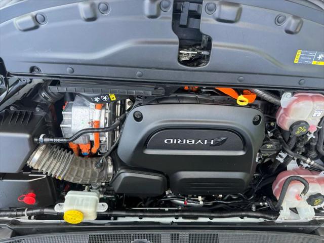 2017 Chrysler Pacifica Hybrid Platinum
