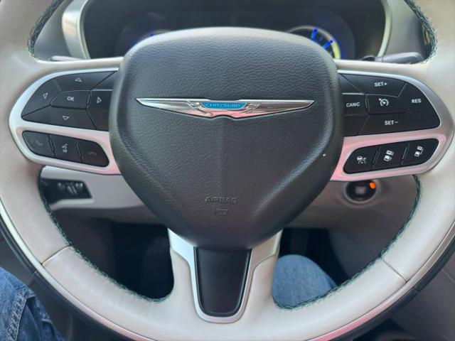 2017 Chrysler Pacifica Hybrid Platinum