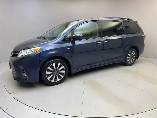2020 Toyota Sienna XLE for sale in Naugatuck, CT