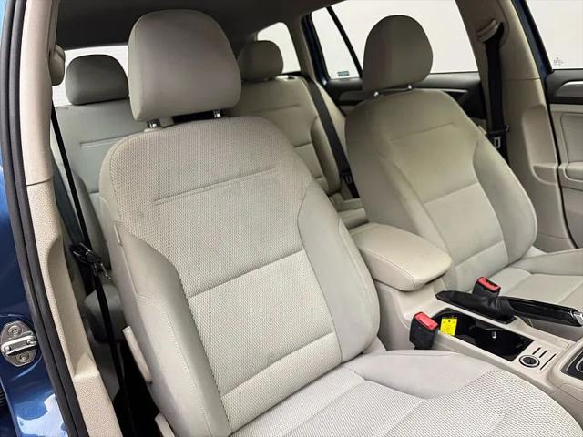 2017 Volkswagen Golf SportWagen TSI S