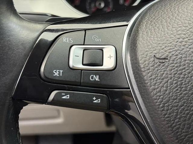 2017 Volkswagen Golf SportWagen TSI S