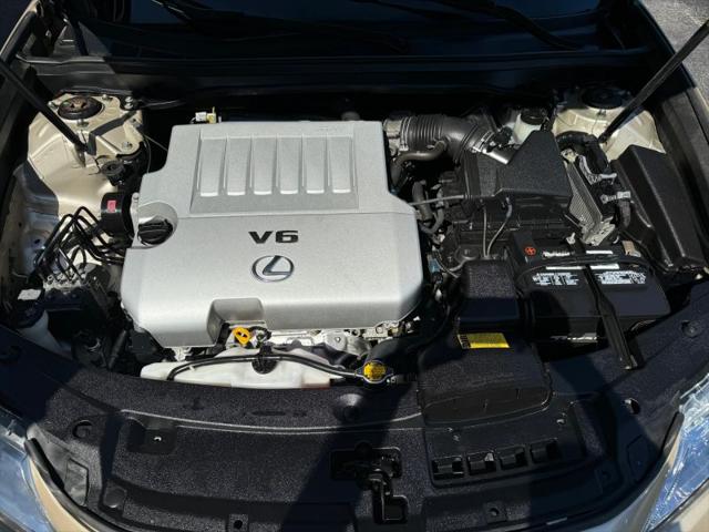 2015 Lexus ES 350 Crafted Line