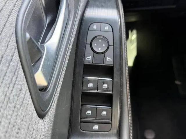 2021 Nissan Rogue SV FWD